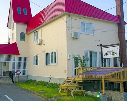 Petit‐hotelMELON富良野(北海道富良野市北の峰町14-31)