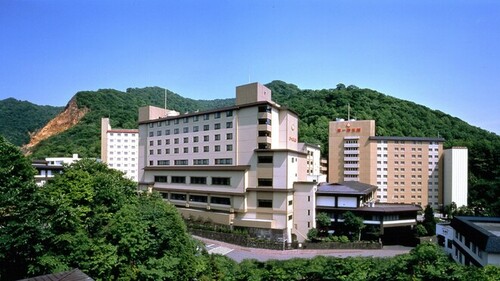 第一滝本館(北海道登別市登別温泉町55)