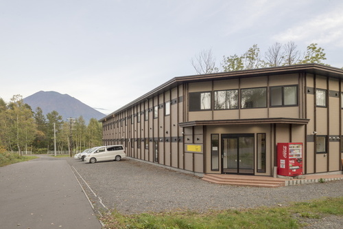 Niseko Wow Lodge(北海道虻田郡倶知安町樺山59-12)