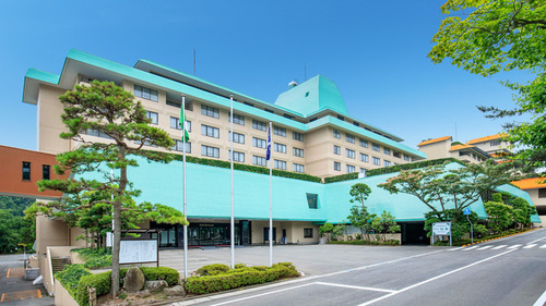 花巻温泉佳松園(岩手県花巻市湯本1-125-2)