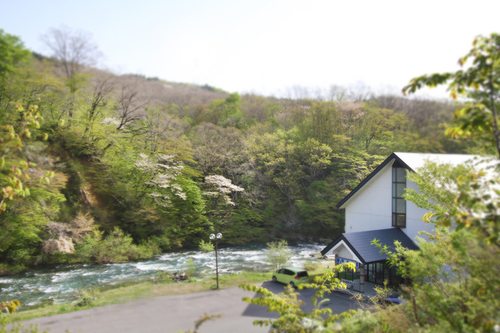 入畑温泉(岩手県北上市和賀町岩崎新田1地割3-1)