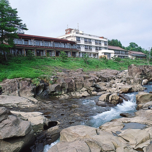 厳美渓温泉渓泉の湯渓泉閣(岩手県一関市厳美町南滝の上3-1)