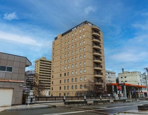 アパホテル秋田千秋公園(秋田県秋田市千秋矢留町1-1)