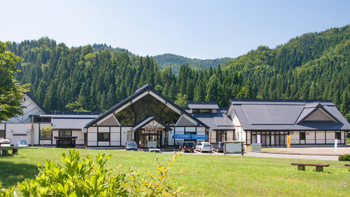 美郷町役場六郷温泉あったか山(秋田県仙北郡美郷町六郷東根字下馬転120)