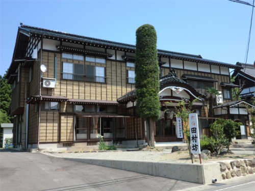 田村坊(山形県鶴岡市羽黒町手向96-1)