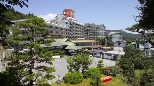 かみのやま温泉日本の宿古窯(山形県上山市葉山5-20)