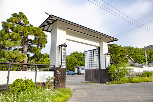 東北最大級の管理釣堀釣り宿長者屋敷(山形県南陽市宮内4402-28)