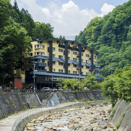 YUMORI ONSEN HOSTEL(福島県福島市土湯温泉町堂ノ上7-1)