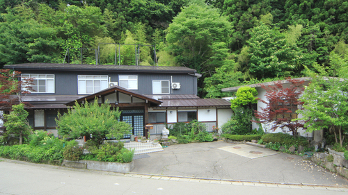 舘乃湯(福島県南会津郡下郷町大字湯野上字舘本乙1302)