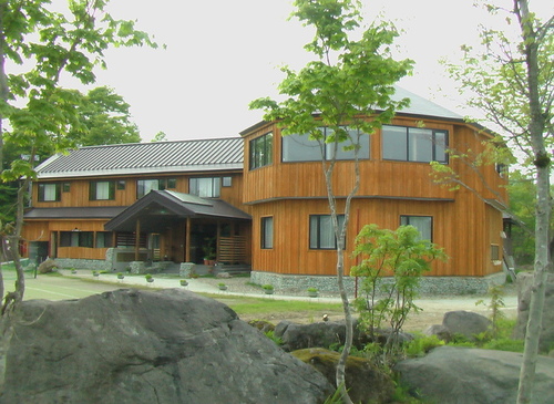 裏磐梯高原プチホテル星の雫(福島県耶麻郡北塩原村大字桧原字南黄連沢山1157-67)