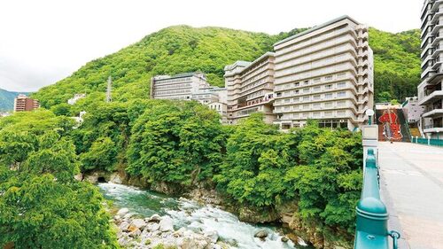 大江戸温泉物語鬼怒川温泉ホテル鬼怒川御苑(栃木県日光市藤原1-1)