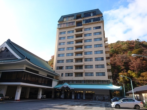 川治温泉川治一柳閣本館(栃木県日光市川治温泉高原46)