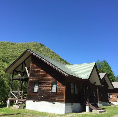 みよりふるさと体験村宿泊棟ケビン(栃木県日光市中三依423)