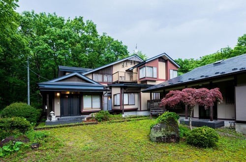 スイートヴィラ那須湯本WADOヴィレッジ(栃木県那須郡那須町湯本604-39)