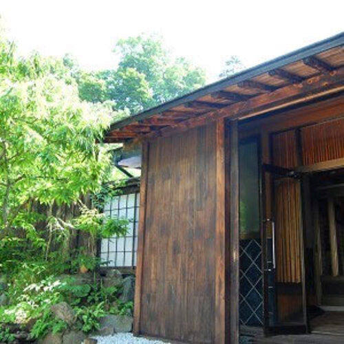 見晴荘(群馬県沼田市利根町老神564)