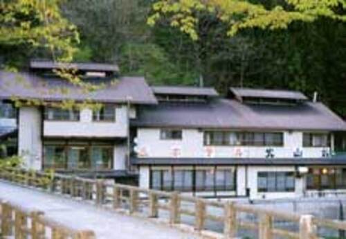 ホテル光山荘(群馬県吾妻郡中之条町大字入山696-67)