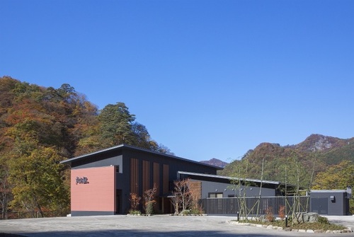 丸木屋旅館(群馬県吾妻郡長野原町大字川原湯490-12)