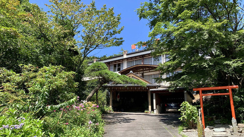 桐島屋旅館(群馬県吾妻郡草津町大字草津541-3)