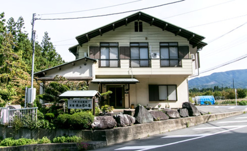 休み石(群馬県利根郡川場村大字生品2515-1)