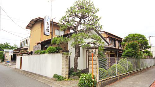 松の家旅館(埼玉県行田市向町17-34)