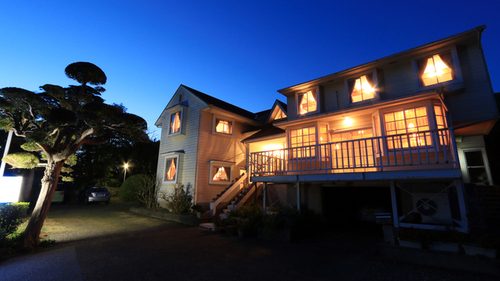 ペンションホワイトキャビン(千葉県館山市浜田97)