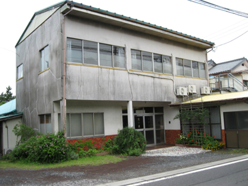 穴口荘(千葉県安房郡鋸南町元名948)