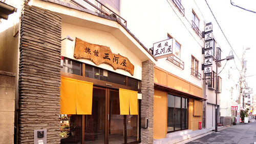 三河屋本店(東京都台東区浅草1-30-12)