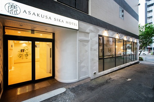 鹿 ASAKUSA SIKA HOTEL(東京都台東区浅草3-42-4)