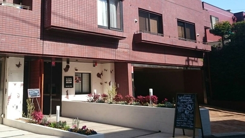 Bed&BreakfastRENGA 代官山(東京都渋谷区代官山町9-3)