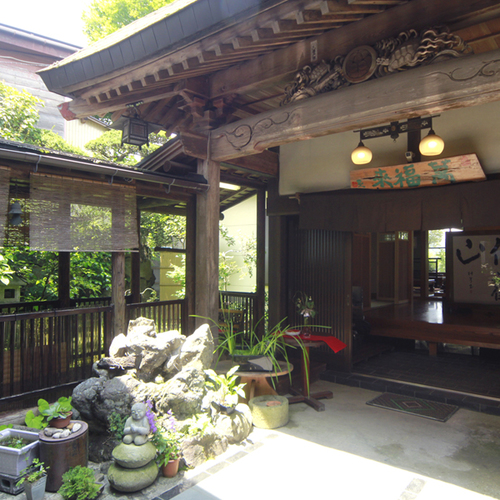 西須崎坊蔵屋(東京都青梅市御岳山142)