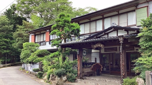 中屋旅館(神奈川県厚木市七沢2750)