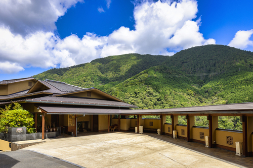 武蔵野本館箱根吟遊(神奈川県足柄下郡箱根町宮ノ下100-1)