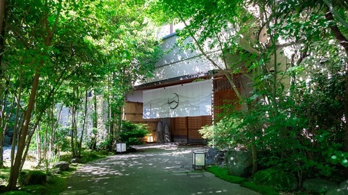 万葉の里白雲荘(神奈川県足柄下郡湯河原町宮上716-1)