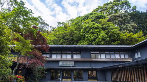 富士屋旅館(神奈川県足柄下郡湯河原町宮上557)