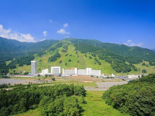 苗場プリンスホテル(新潟県南魚沼郡湯沢町大字三国202)