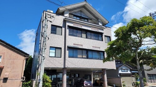 氷見温泉郷民宿すがた(富山県氷見市阿尾653)