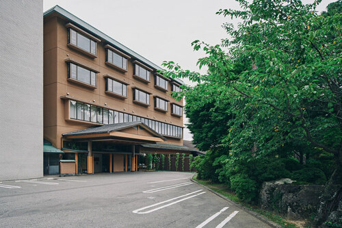 庄川温泉風流味道座敷ゆめつづり(富山県砺波市庄川町金屋 3531)