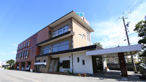 ホテル大くぼ(石川県小松市符津町ラ31)