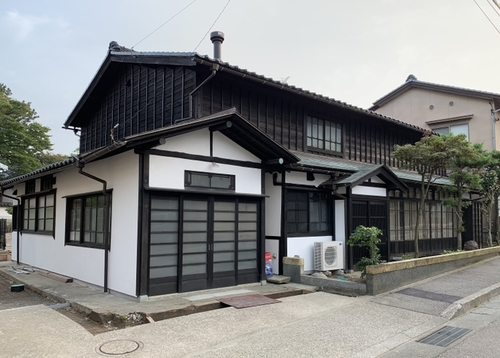 B&B MIKAWA(石川県白山市美川中町ル16)