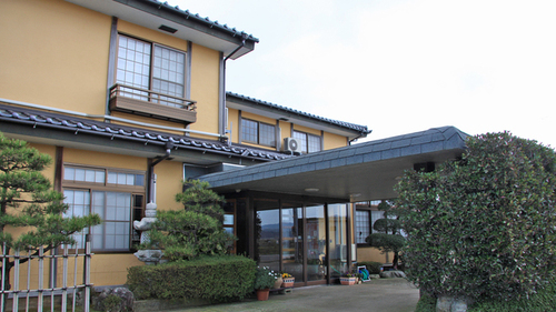 山本旅館(石川県羽咋郡宝達志水町上田エ30)