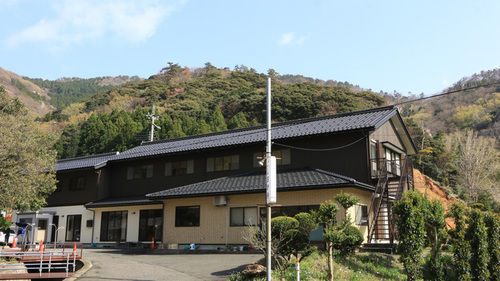 よしおかや(福井県三方上中郡若狭町食見15-10)