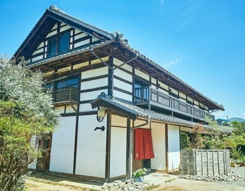 古民家宿るうふ丘之家(山梨県山梨市牧丘町西保下1746)