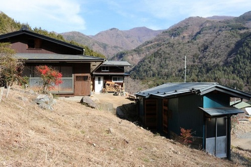 月夜見山荘(山梨県南巨摩郡早川町西之宮1094)