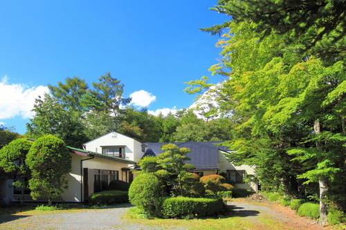 旅籠壱屋(山梨県南都留郡山中湖村山中1437-1)