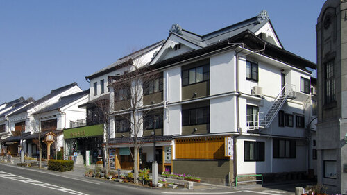 清水屋旅館中央館(長野県長野市大字長野大門町49)