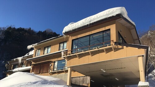 有限会社中の湯温泉旅館(長野県松本市安曇上高地4467)