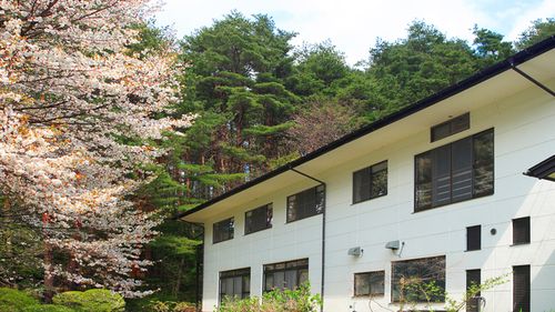 たかずや鉱泉(長野県伊那市富県南福地9000)