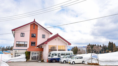 四季彩の宿かのえ(長野県飯山市大字豊田5509)