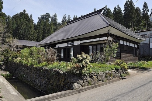 小菅の里七星庵(長野県飯山市瑞穂6048)