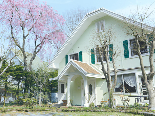 ペンションジャックと豆の木(長野県北佐久郡軽井沢町大字長倉南ケ丘1148-37)